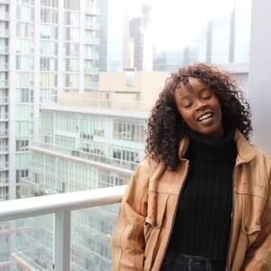 Meet your Posher, Danielle